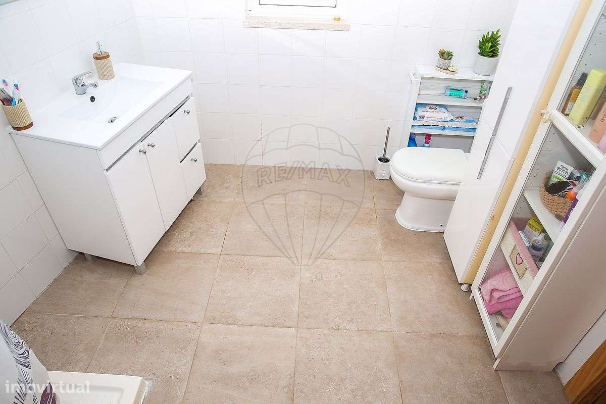 Moradia T4 para venda-16