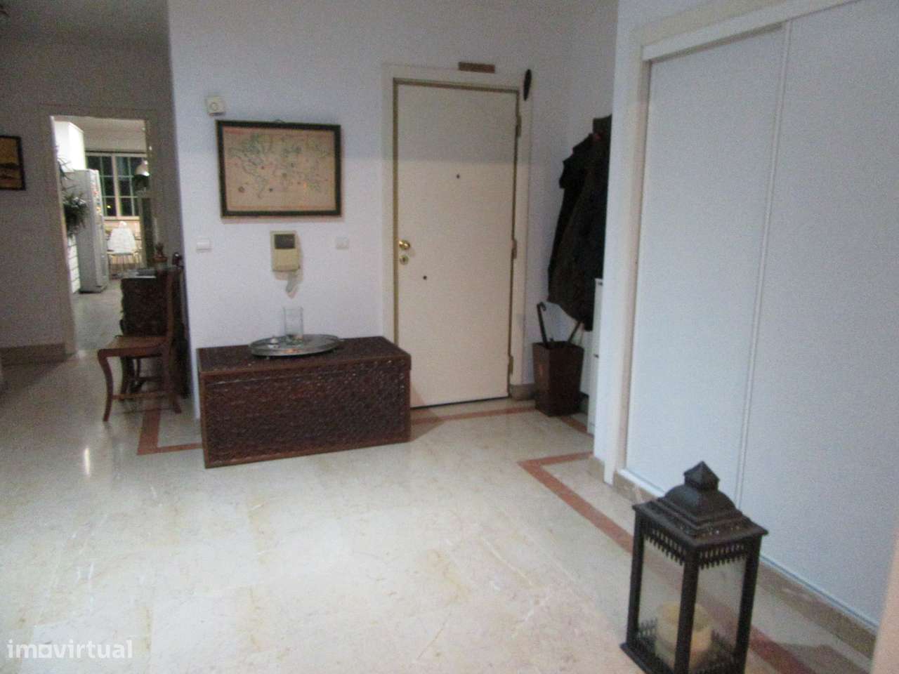 Apartamento Miraflores, 17º Andar, T3 com varanda, terraços e garagem - Grande imagem: 4/22