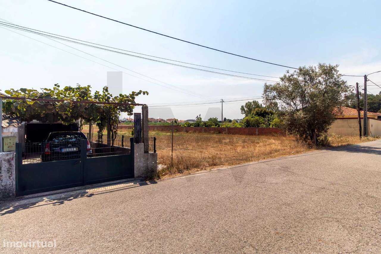 Terreno com Potencial para 2 Moradias | 3.600 m2 | Excelente Localizaç-5