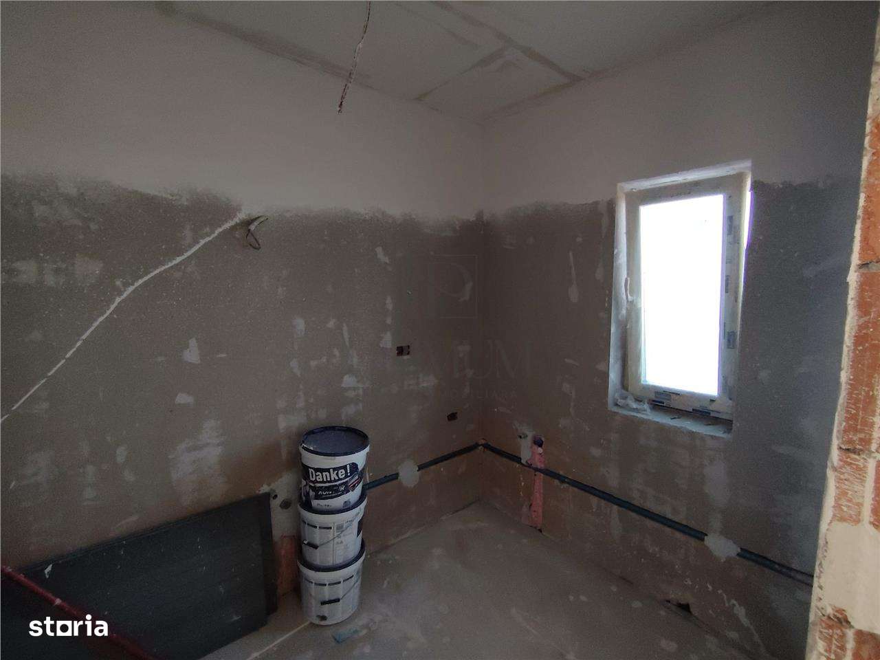 Duplex pe plan - 2 bai - canalizare - personalizare interioara - bucat - Imagine principală: 5/7