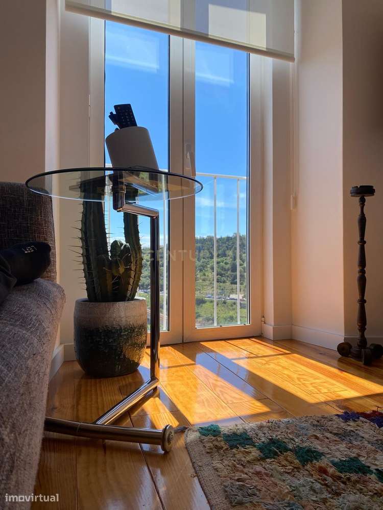 Apartamento  T1 duplex em prédio renovado com Vista Panorâmica-5