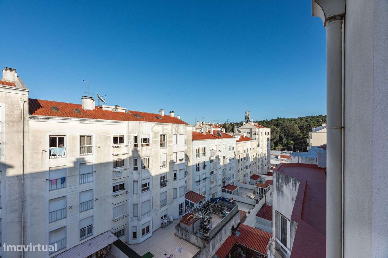 Apartamento T3 à Venda – Rio de Mouro-19