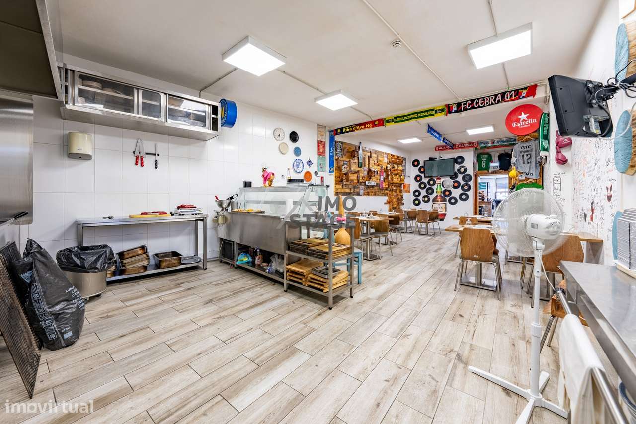 Oportunidade Única – Restaurante Totalmente Equipado e Pronto a Funcio-14