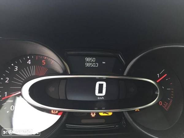 Renault Clio IV 1.5 dci de 2016 para peças - 4