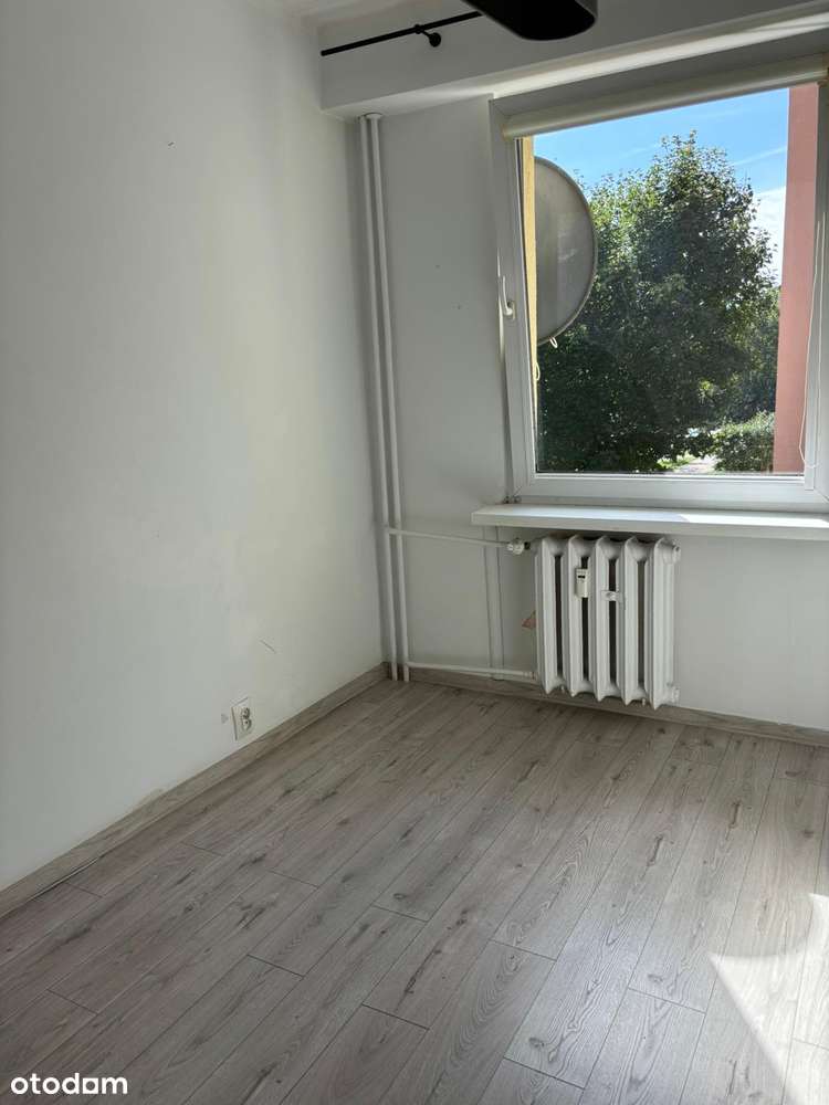 3 pok . balkon oddzielna widna kuchnia dobra lokalizacja-11