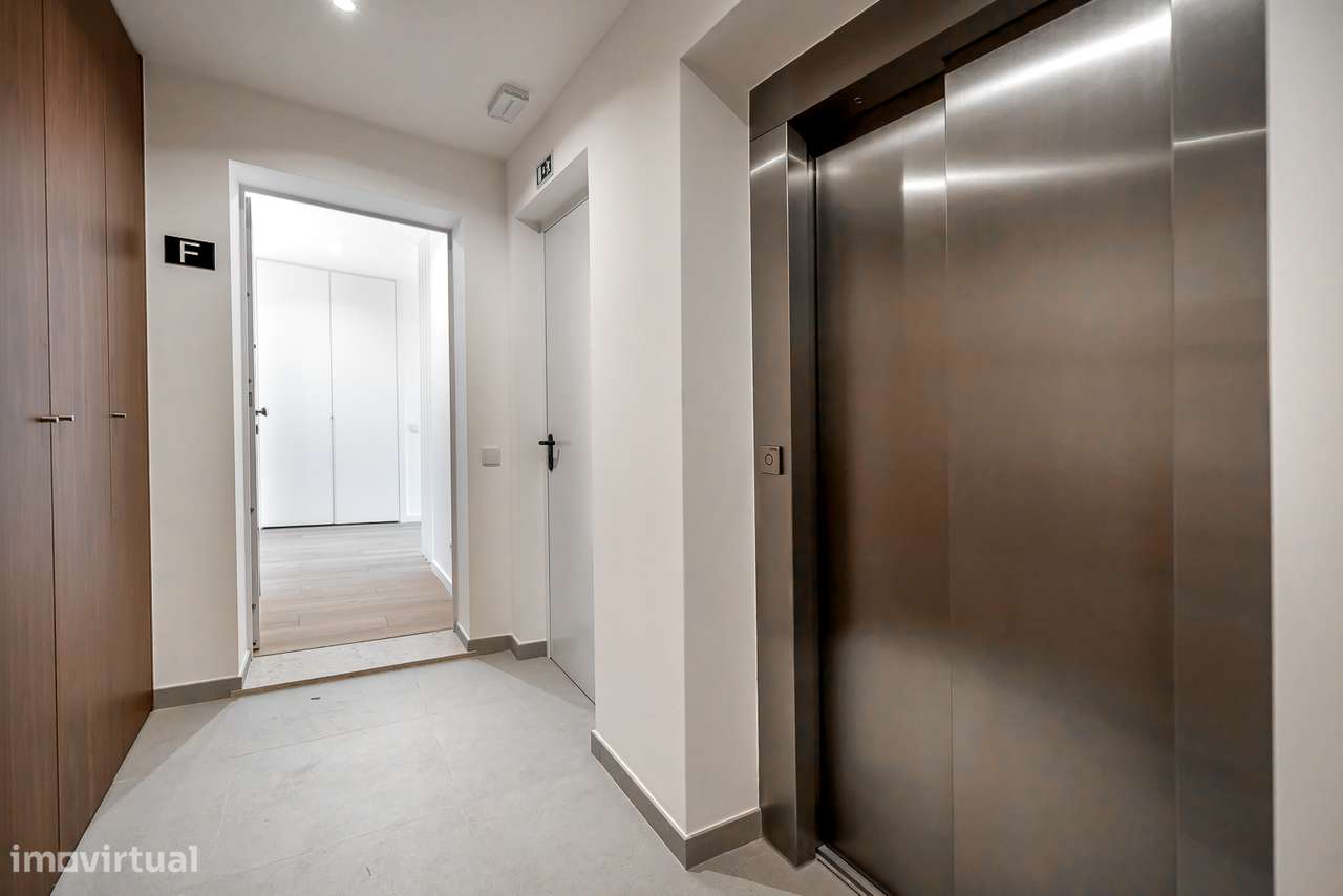 Lindíssimo Ap. 3 assoalhadas novo 2025 Grandes Varandas Churrasqueira-14