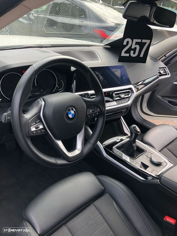 BMW 320 d Touring xDrive Line Sport - 5