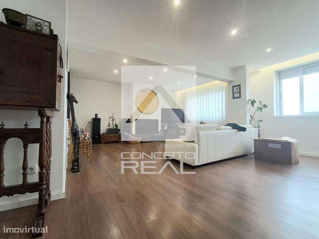 Penthouse  - c/ Terraço 360º  - Privacidade Total - Piscina - Boavista-7