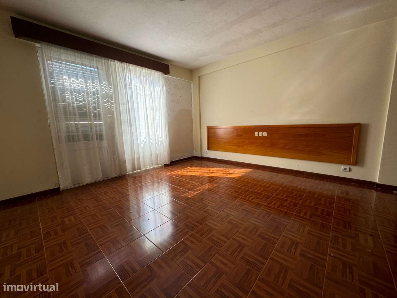 Building em, Ponta Delgada REF:001_220523-4