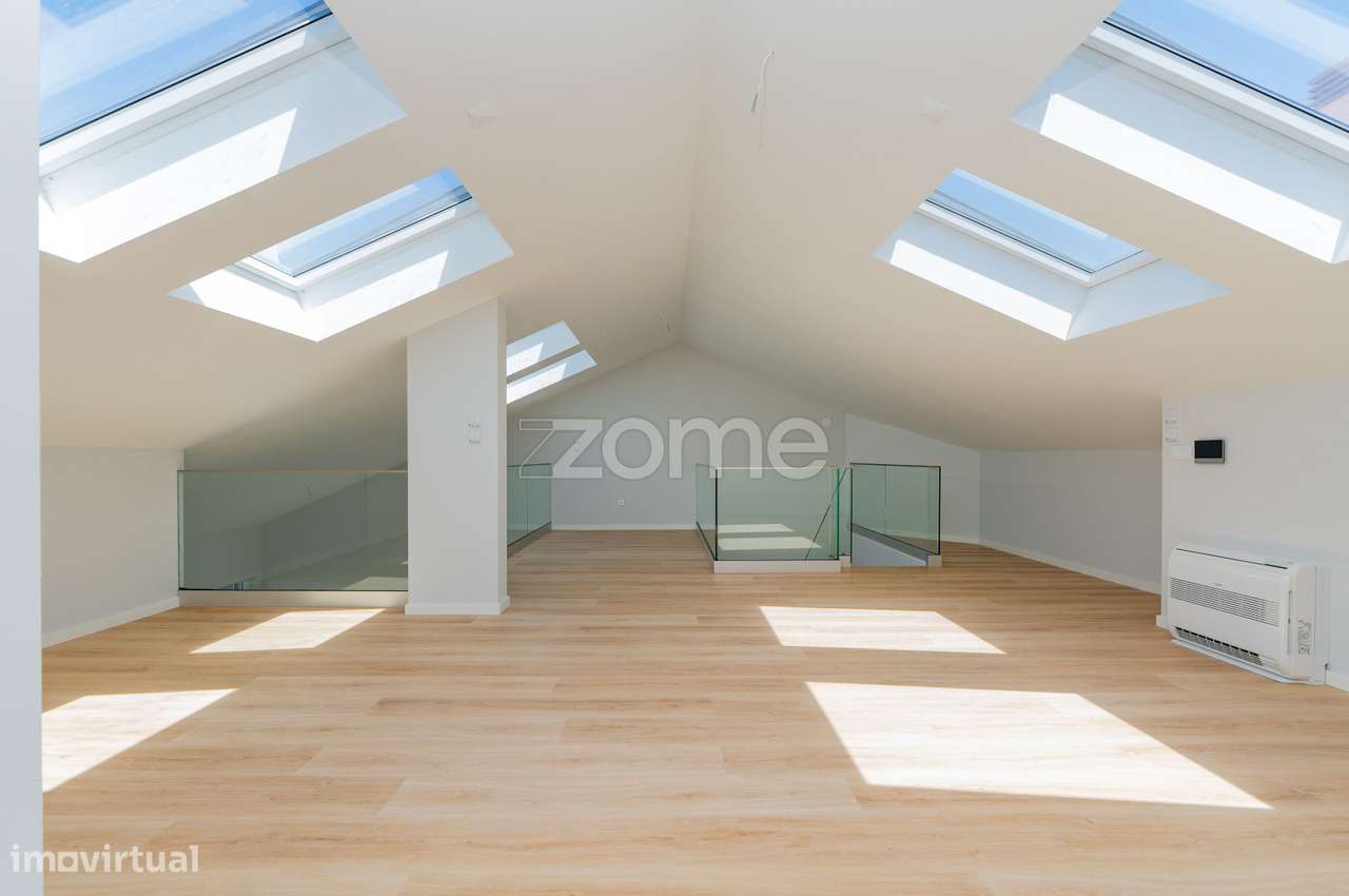 Apartamento T3 +1 com Mezanino / 3 lugares de garagem-6