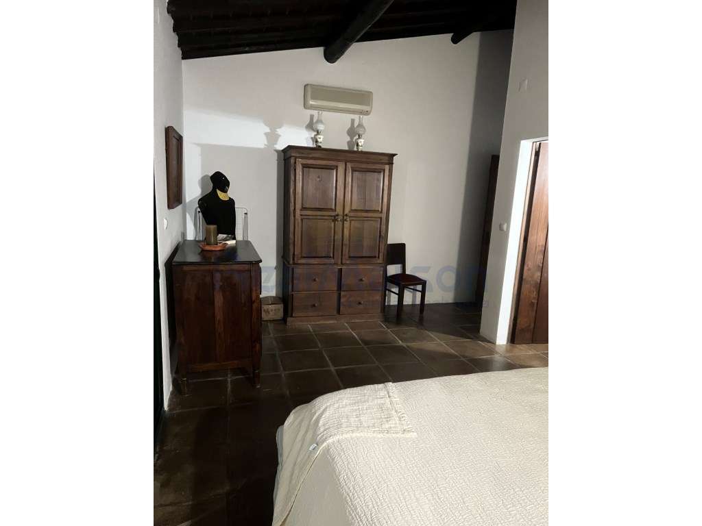 Vende-se Moradia T3 c/ Piscina em Vila Boim-27