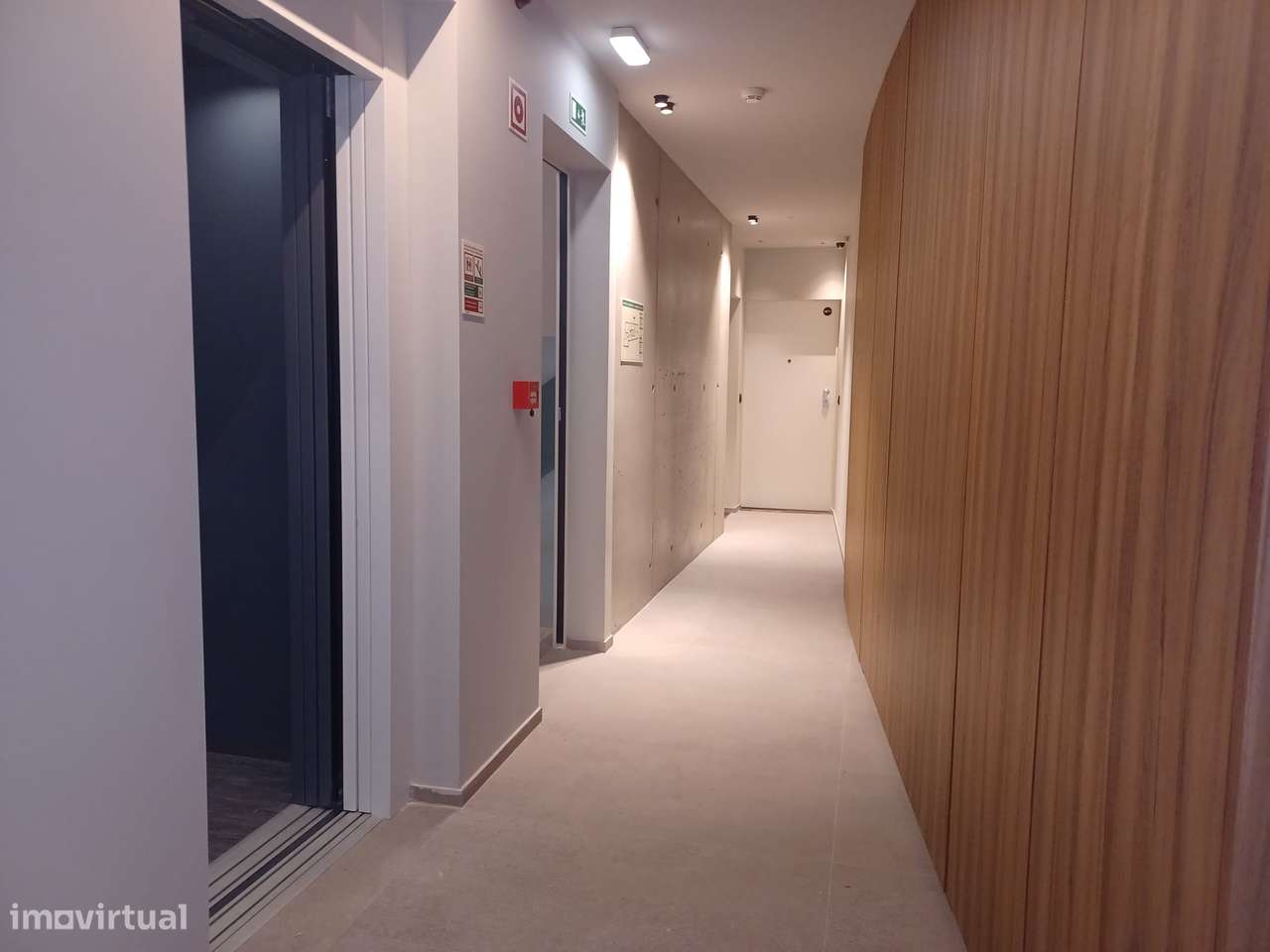 T1 no Centro Histórico | Último Piso | Totalmente Equipado-40