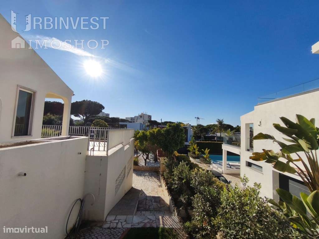 Magnífica Moradia T6 a 400m da Marina, em Vilamoura-46