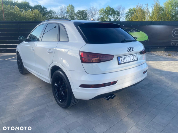 Audi Q3 2.0 TFSI quattro S tronic sport - 4