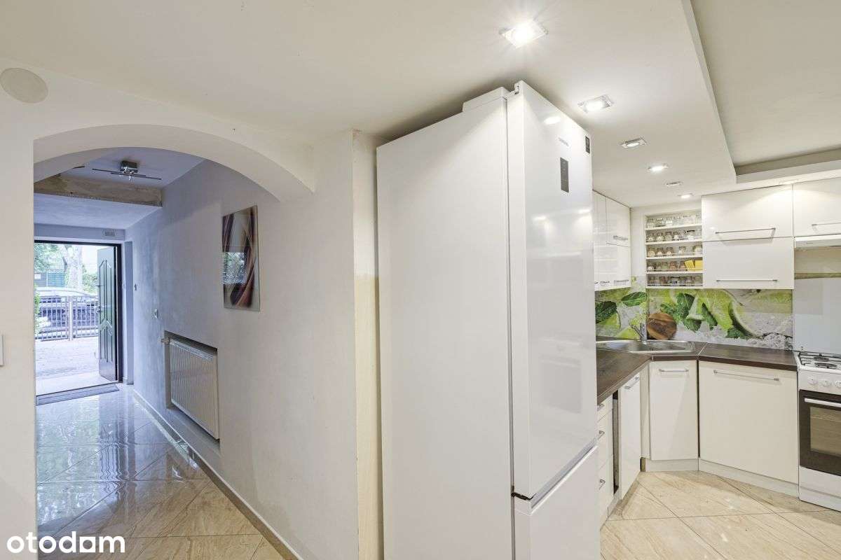 Segment w cichej części Ursynowa-18