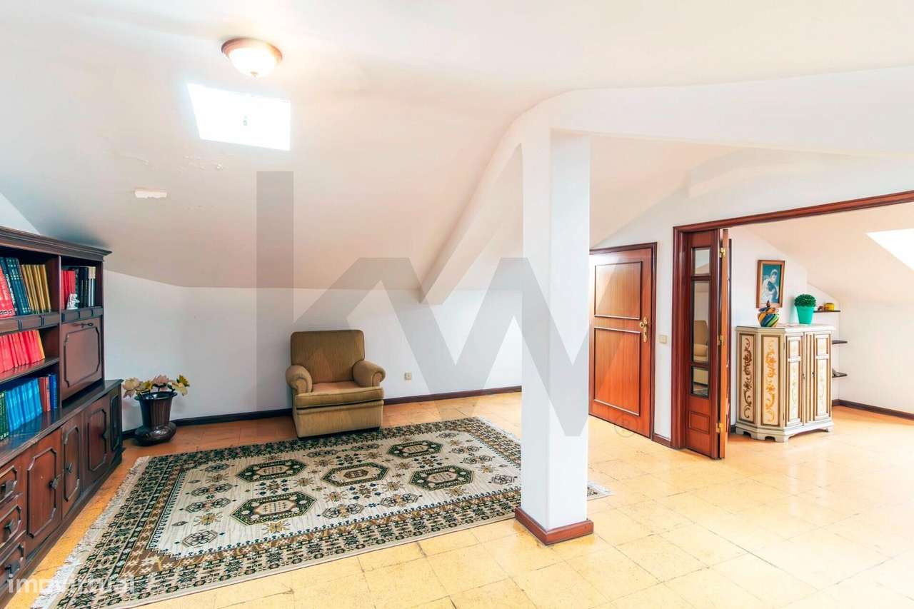 T3 c/ 127m2 Privativos e 101m2 de Terraços (Box + Lugar) | Santa Marin-20