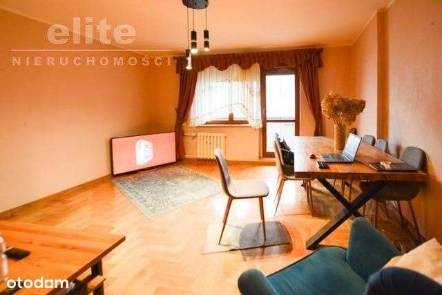 Wygodne trzypokojowe mieszkanie, klimatyzacja-2