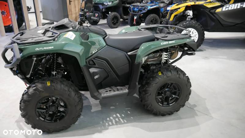 Can-Am Outlander - 3