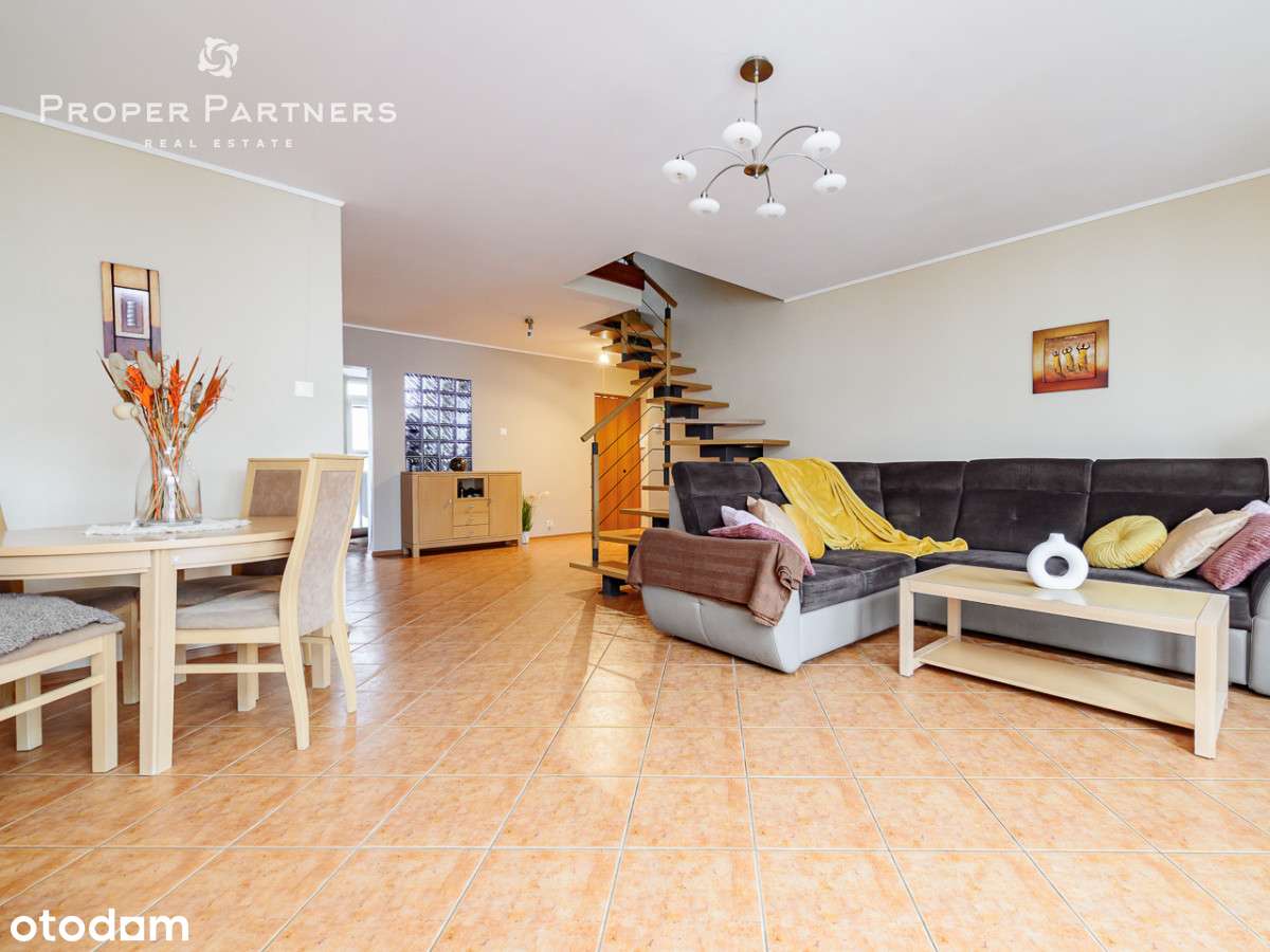 Dwupoziomowe przestronne w sąsiedztwie lasu-6