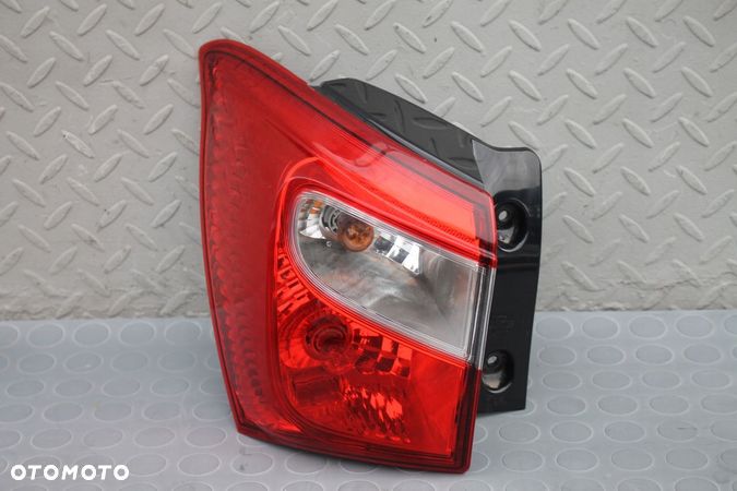 LAMPA LEWY TYŁ LEWA TYLNA SUZUKI SX4 S-CROSS 13-16 - 1