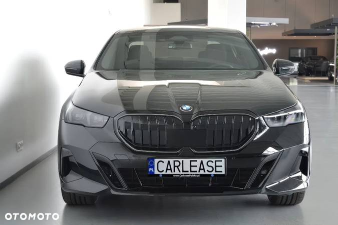 BMW Seria 5 520d xDrive mHEV M Sport sport - 3