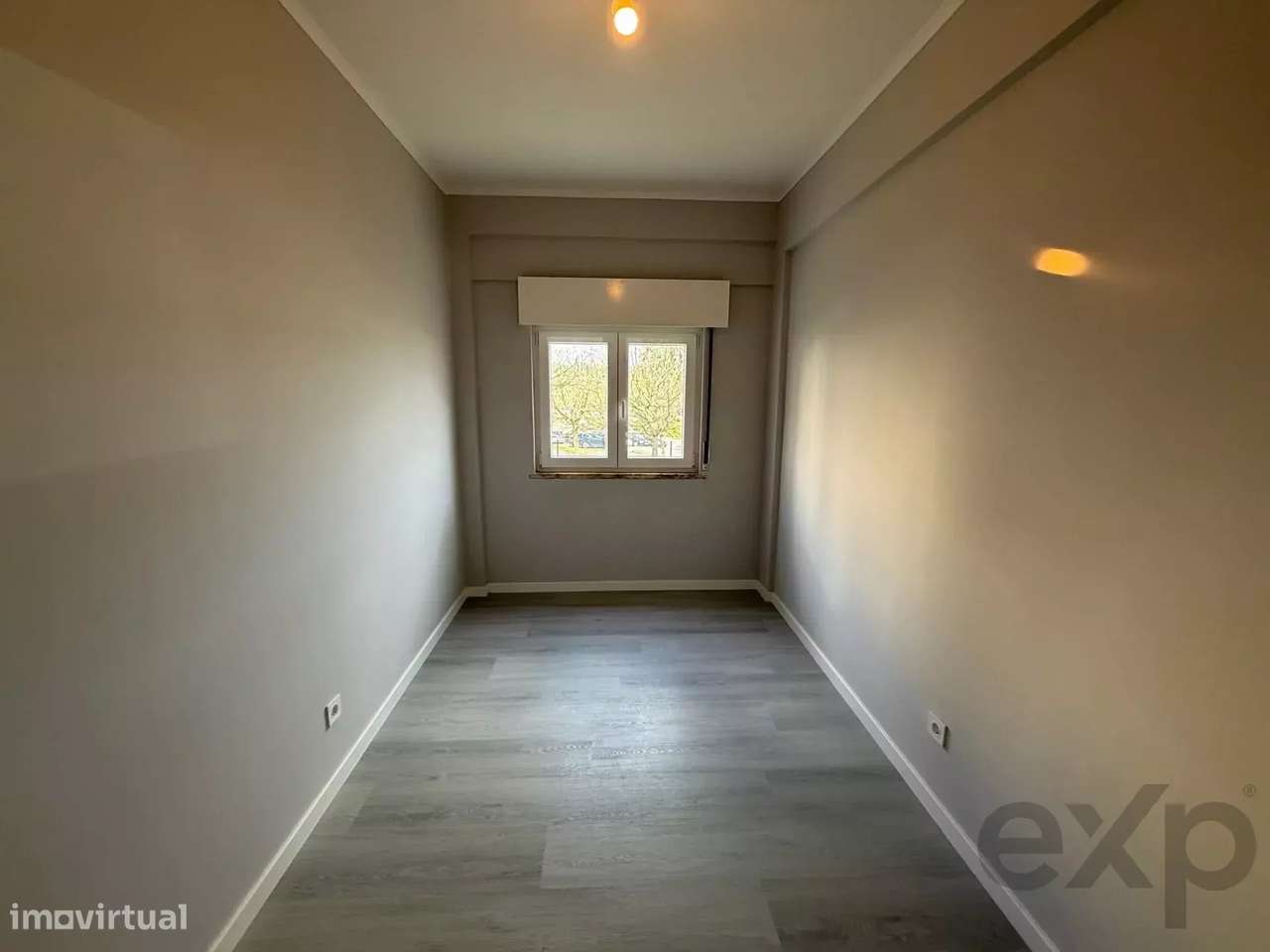 Totalmente remodelado, apartamento T2 Central em Oeiras: Conforto, Ele - Grande imagem: 4/22