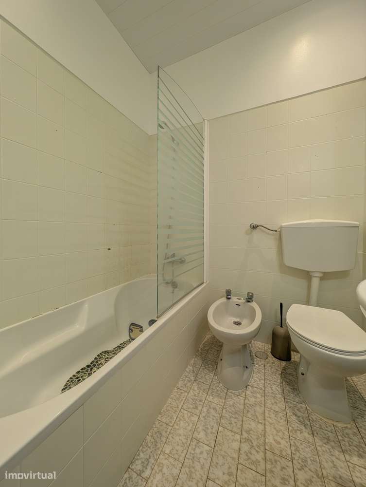 Apartamento T3 próximo do Instituto Politécnico de Setúbal-23