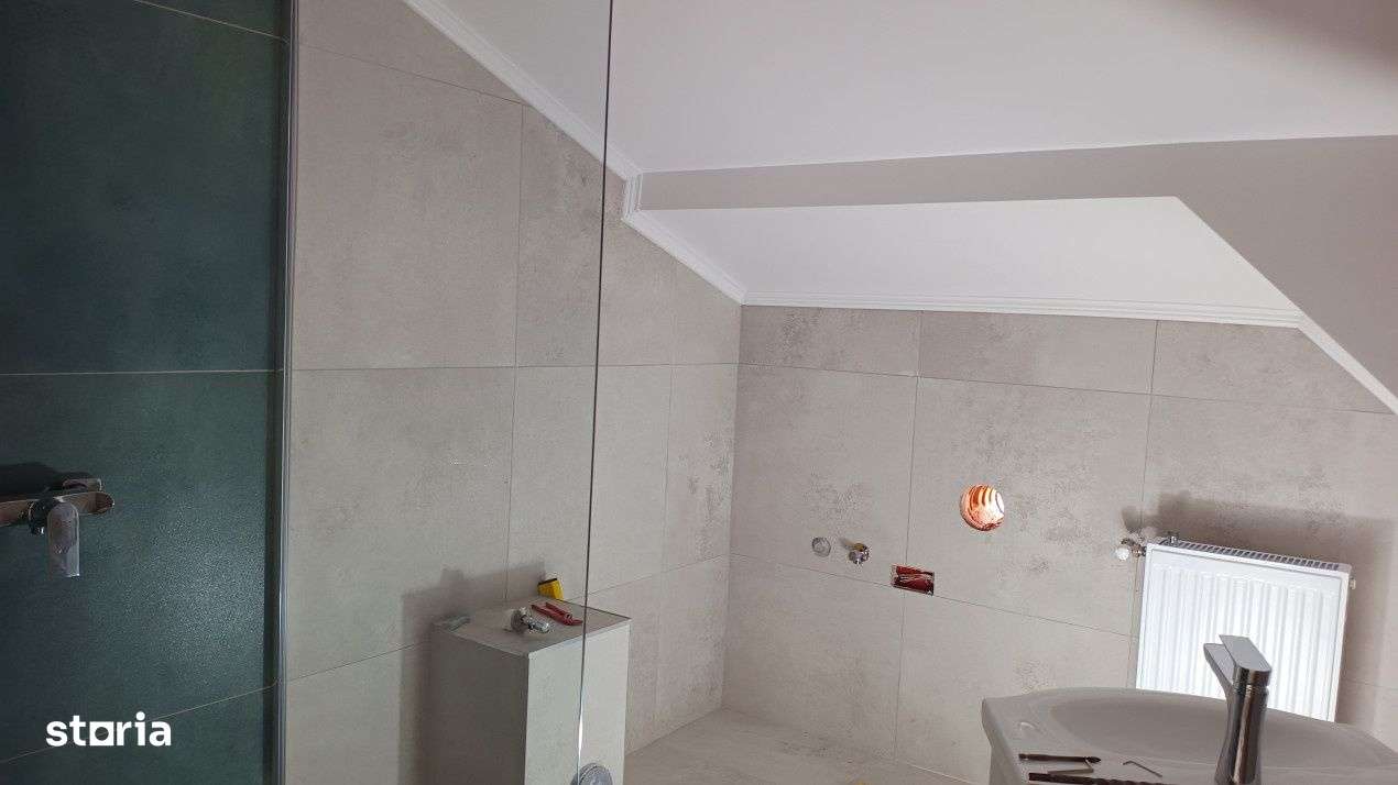 Vile premium padurea rosu Chiajna - Imagine principală: 3/19