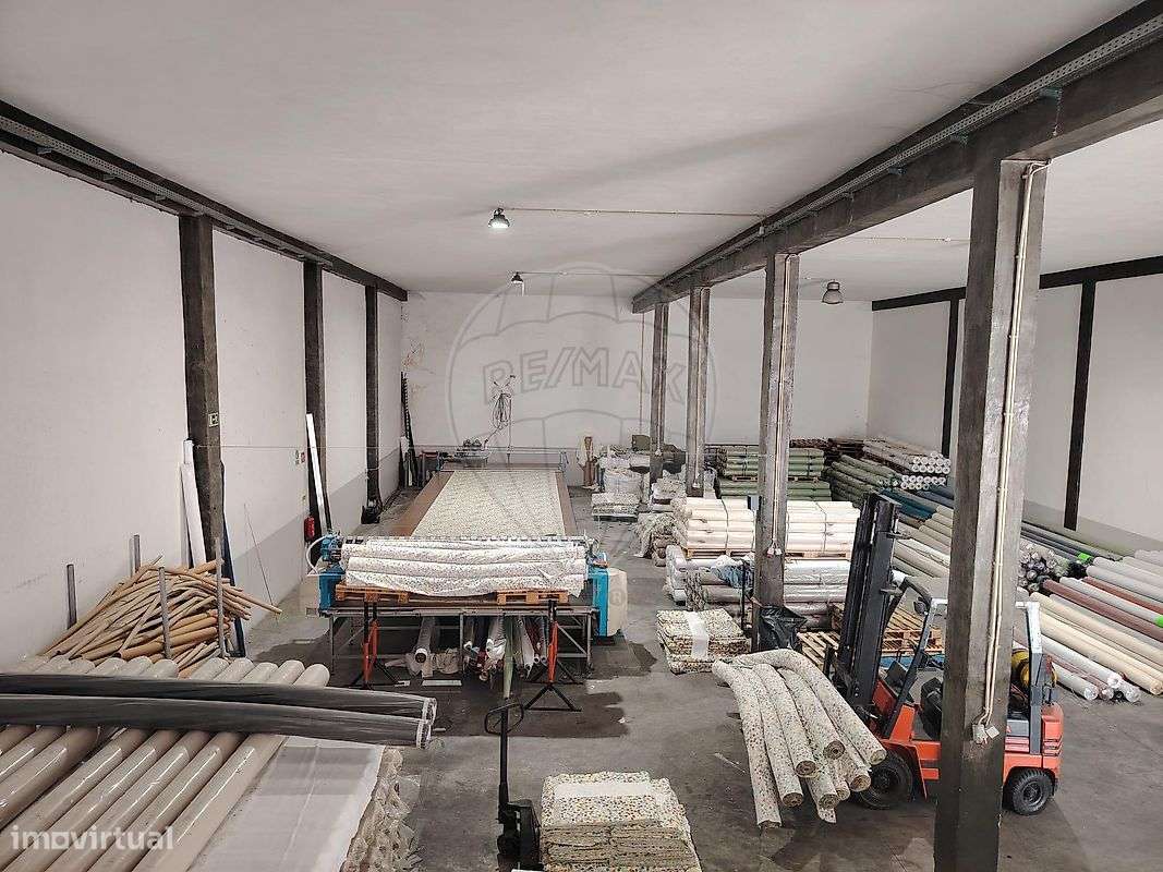 Industrial  para arrendamento - Grande imagem: 2/12