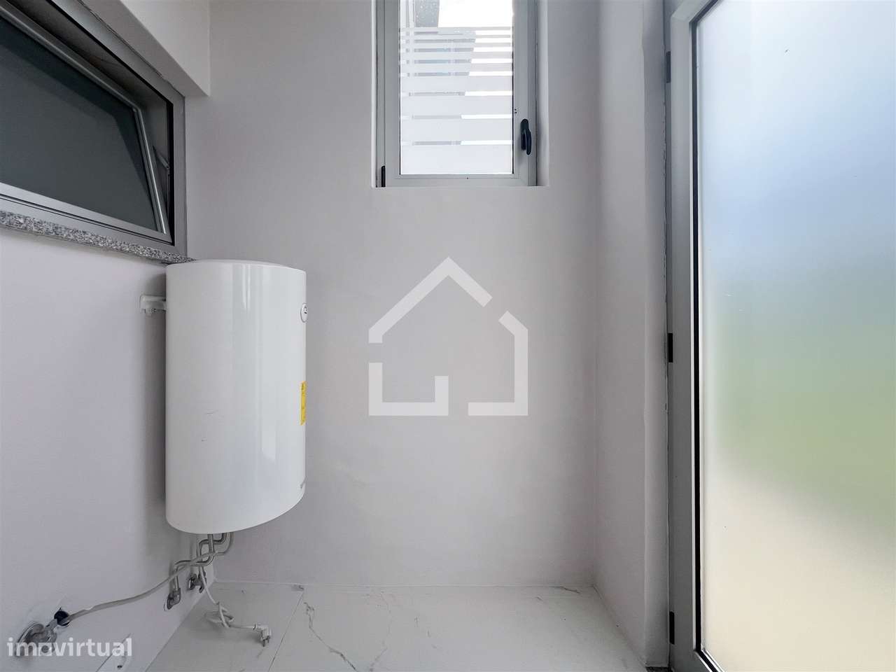 T2 - São João da Madeira - Grande imagem: 5/21