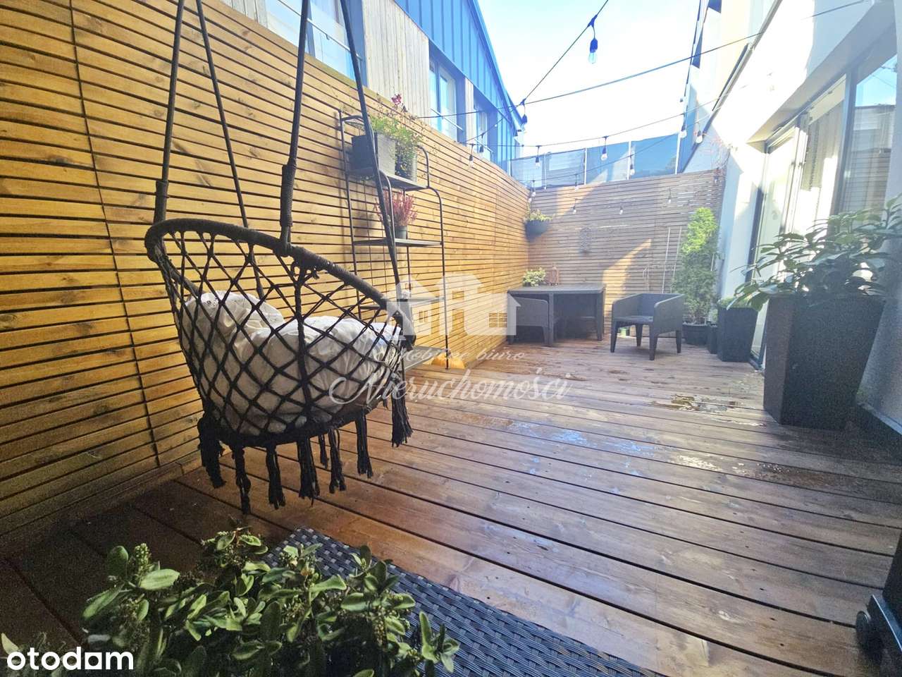 Spokojna okolica. Osiedle zamknięte. Niskie koszty utrzymania.-16