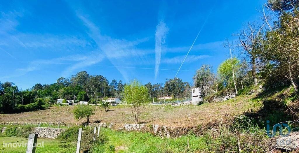 Terreno em Braga de 2758,00 m2