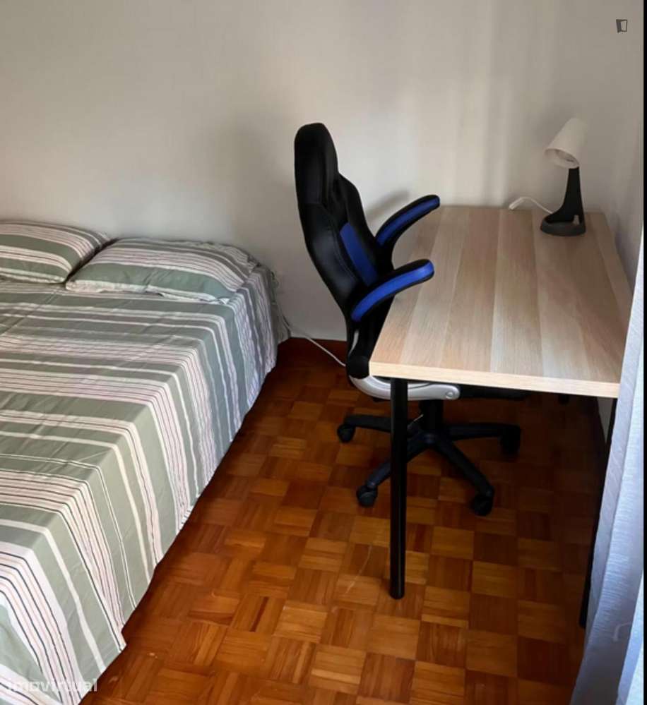 Quarto - localizado em Campanhã Porto - Grande imagem: 4/6