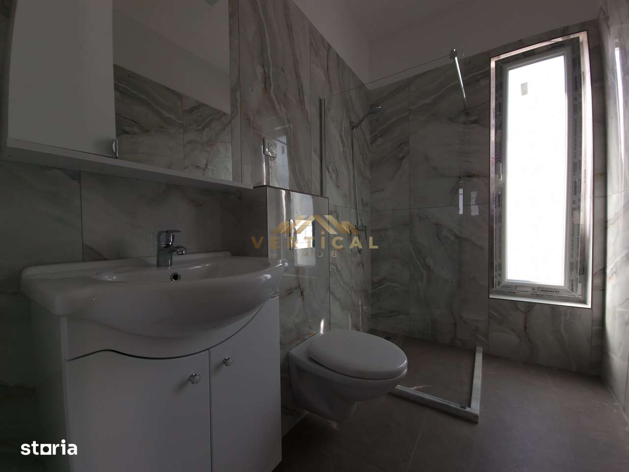 Pret apartament, curte de casa! 3 Camere, Berceni - Imagine principală: 4/6