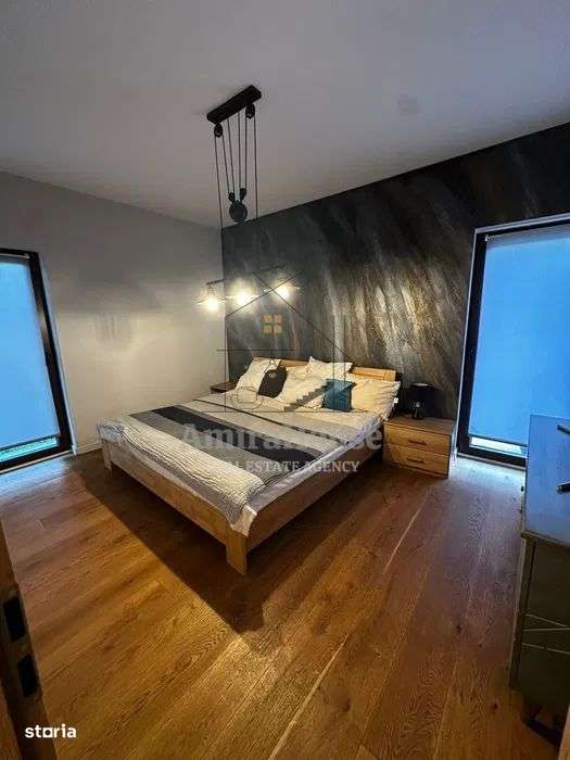 Apartament 3 camere in imobil tip vila, 79 mp, garaj, curte comuna, Gr-6