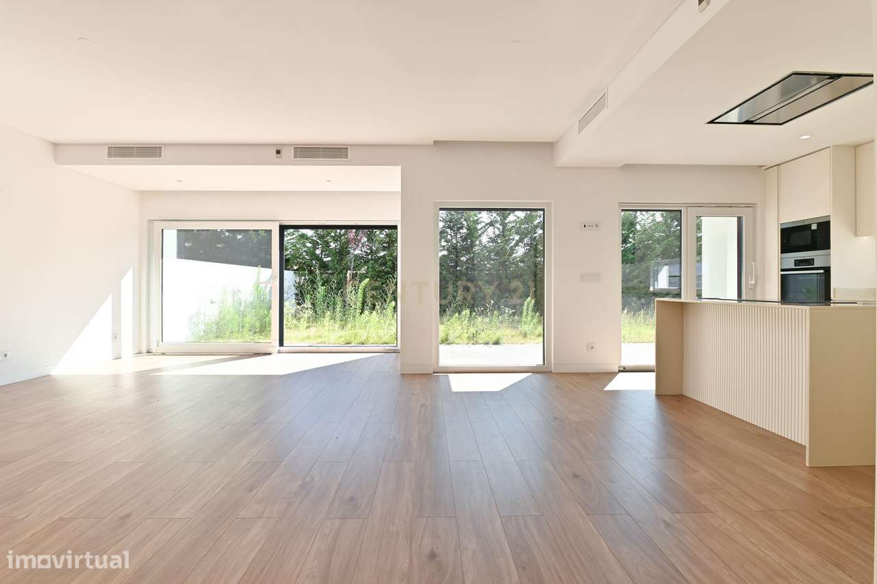 Moradia moderna, com 3 quartos, em São Domingos de Rana - Grande imagem: 4/33