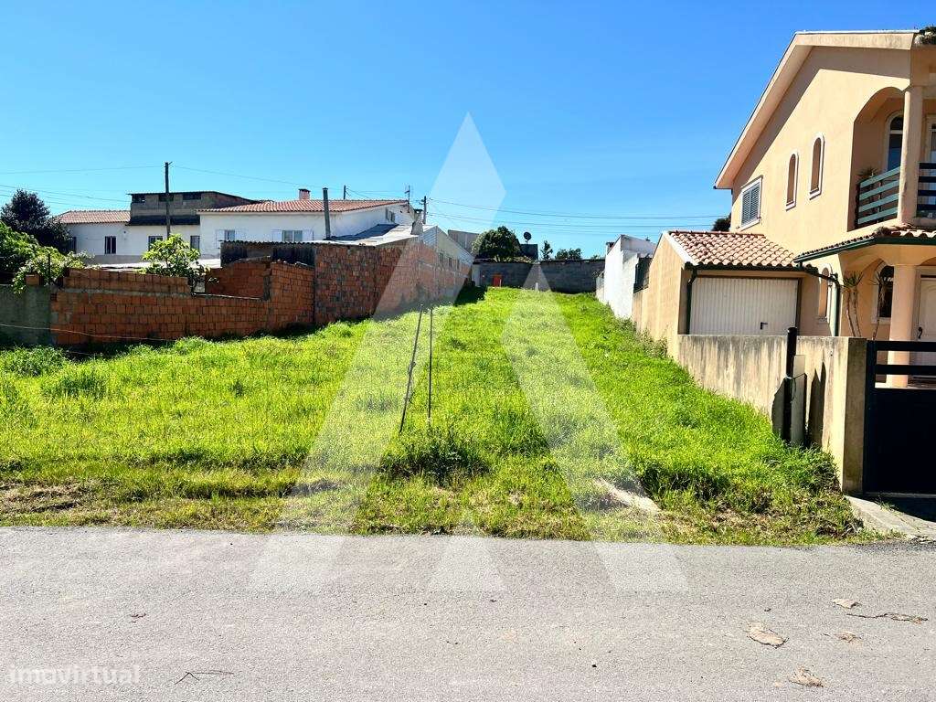 Terreno com Duas Frentes e Potencial para Moradia Isolada. - Grande imagem: 5/5