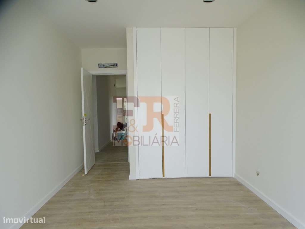 Moradia Isolada Térrea T4 com Garagem - Quinta do Anjo Palmela-28