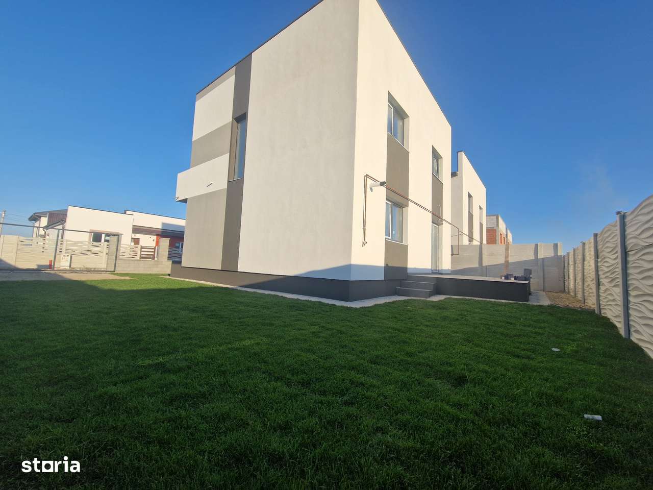 Casă nouă de vânzare Com.Berceni– 4 Camere  455 mp – Preț: 160.000 - Imagine principală: 5/16
