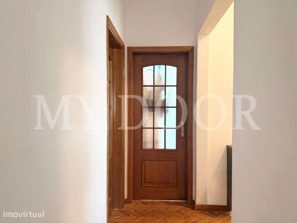 Apartamento T4 Recuperado no Coração de Moscavide-14
