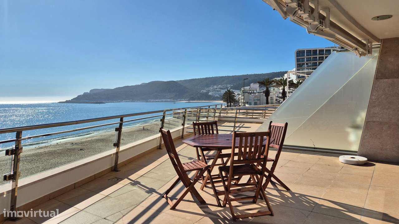 Apartamento T1+1 no Mar da Califórnia – Varanda e Garagem em Sesimbra - Grande imagem: 5/20