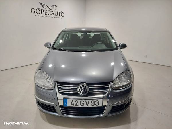 VW Jetta 1.9 TDi BlueM. Confortline - 2