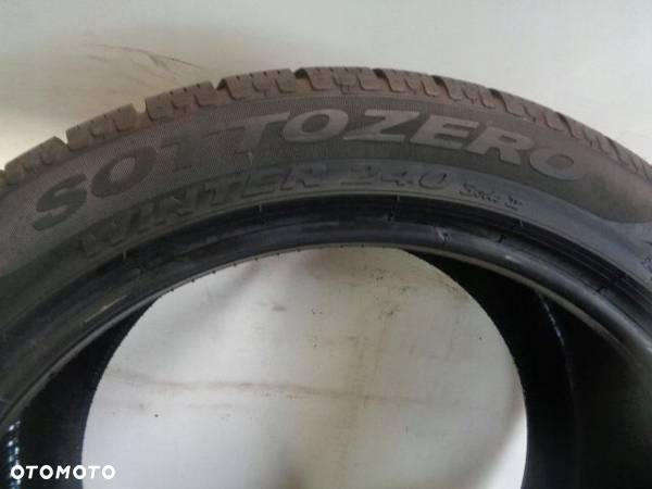 PIRELLI WINTER SOTTOZERO 255/40R18 99V - 14