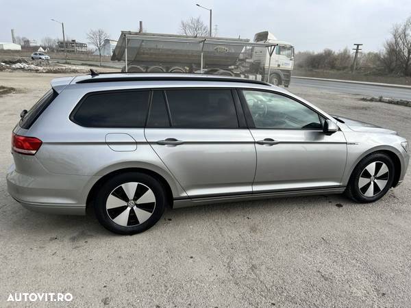 Volkswagen Passat Variant 1.6 TDI (BlueMotion Technology) Trendline - 12