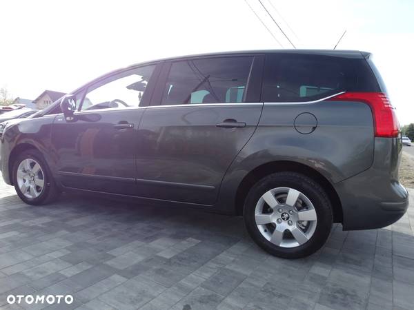 Peugeot 5008 1.6 HDi Access 7os - 11