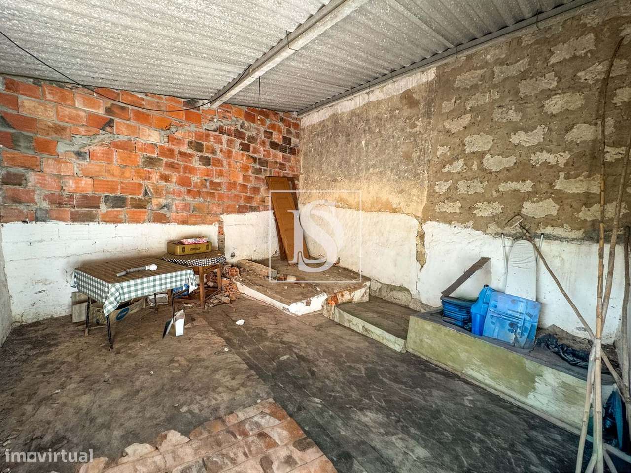 Moradia T2 + 1 em Vila Nova do Coito (Almoster) - para Remodelação tot - Grande imagem: 5/21