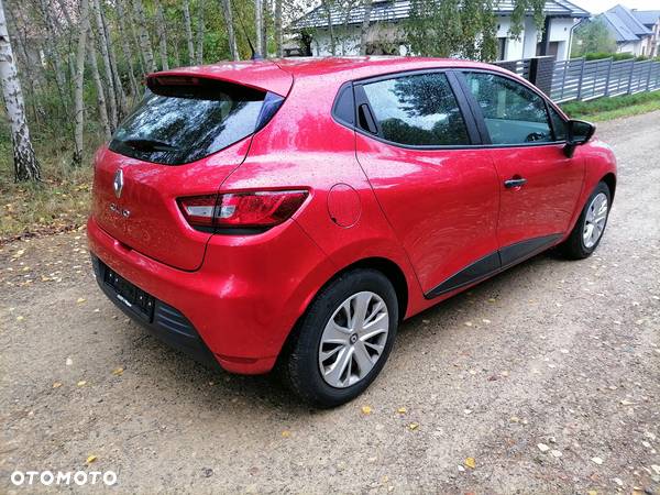 Renault Clio 1.2 16V 75 Authentique - 5