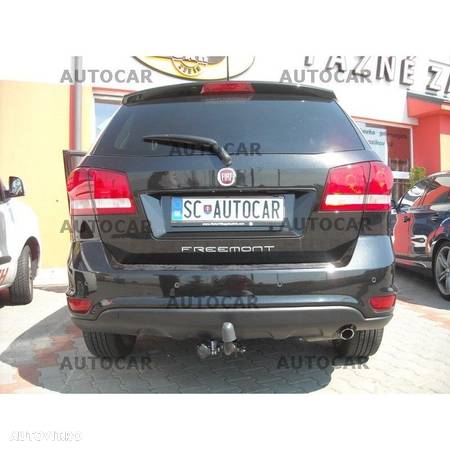 Carlig de remorcare pentru Fiat FREEMONT - 5 usi - sistem semidemontabil -cu suruburi din 2011/-. - 7