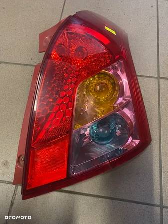 LAMPA TYŁ PRAWA SUZUKI SWIFT MK6 - 3