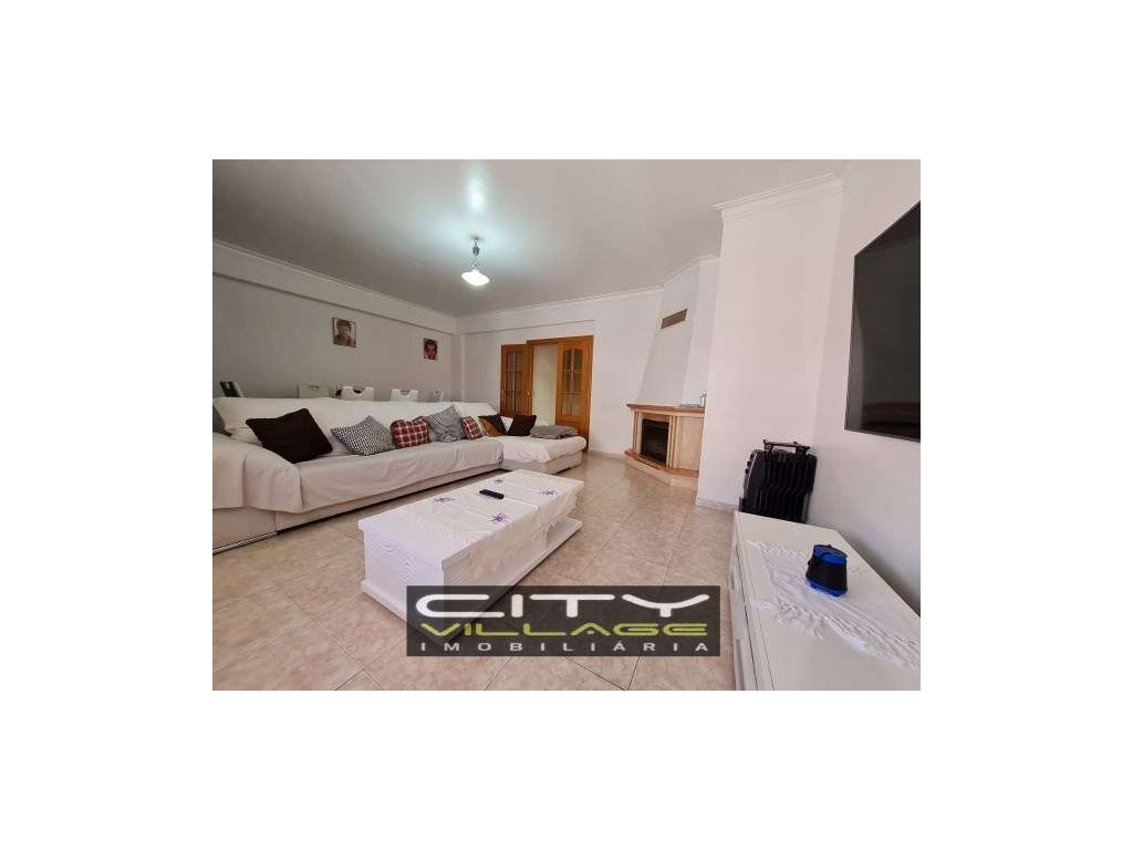 Apartamento T3 Zona Esteval Montijo-1